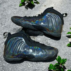 Nike Iridescent Black Women's Sneakers